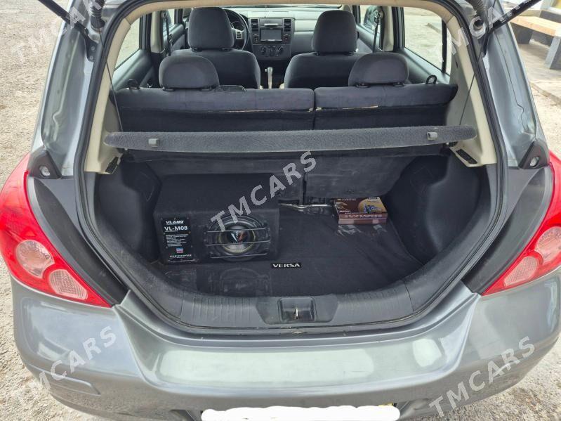 Nissan Versa 2009 - 145 000 TMT - Mary - img 6