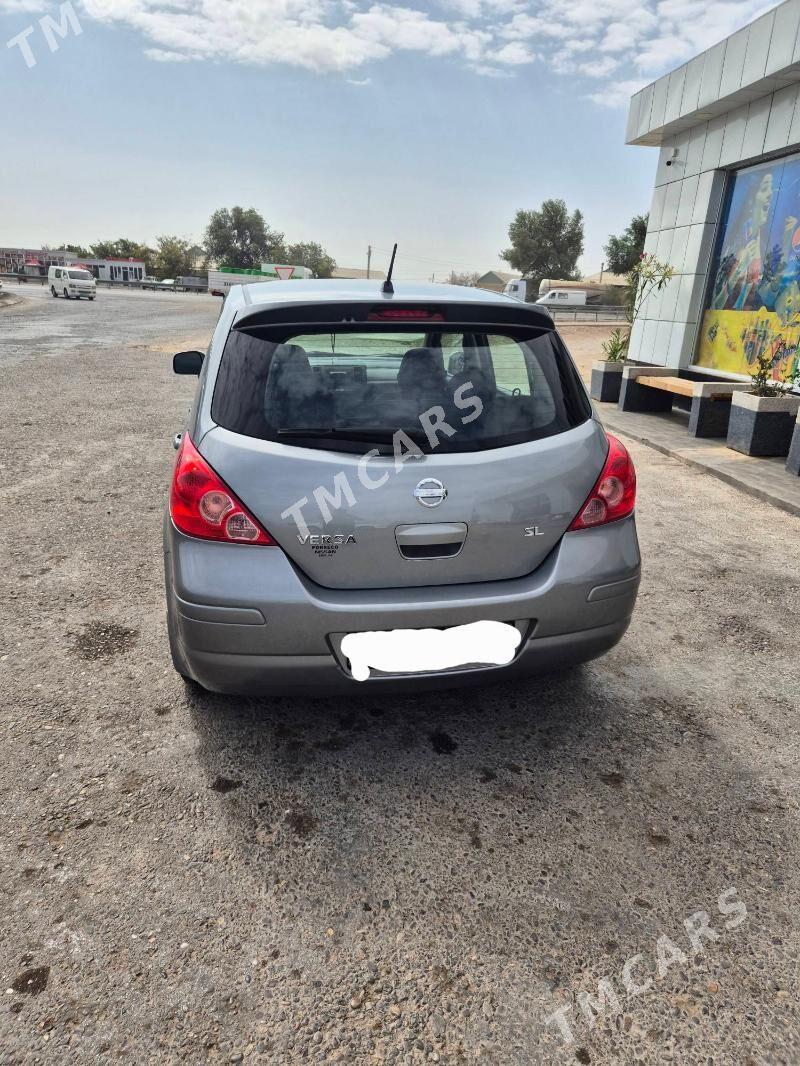 Nissan Versa 2009 - 145 000 TMT - Mary - img 2