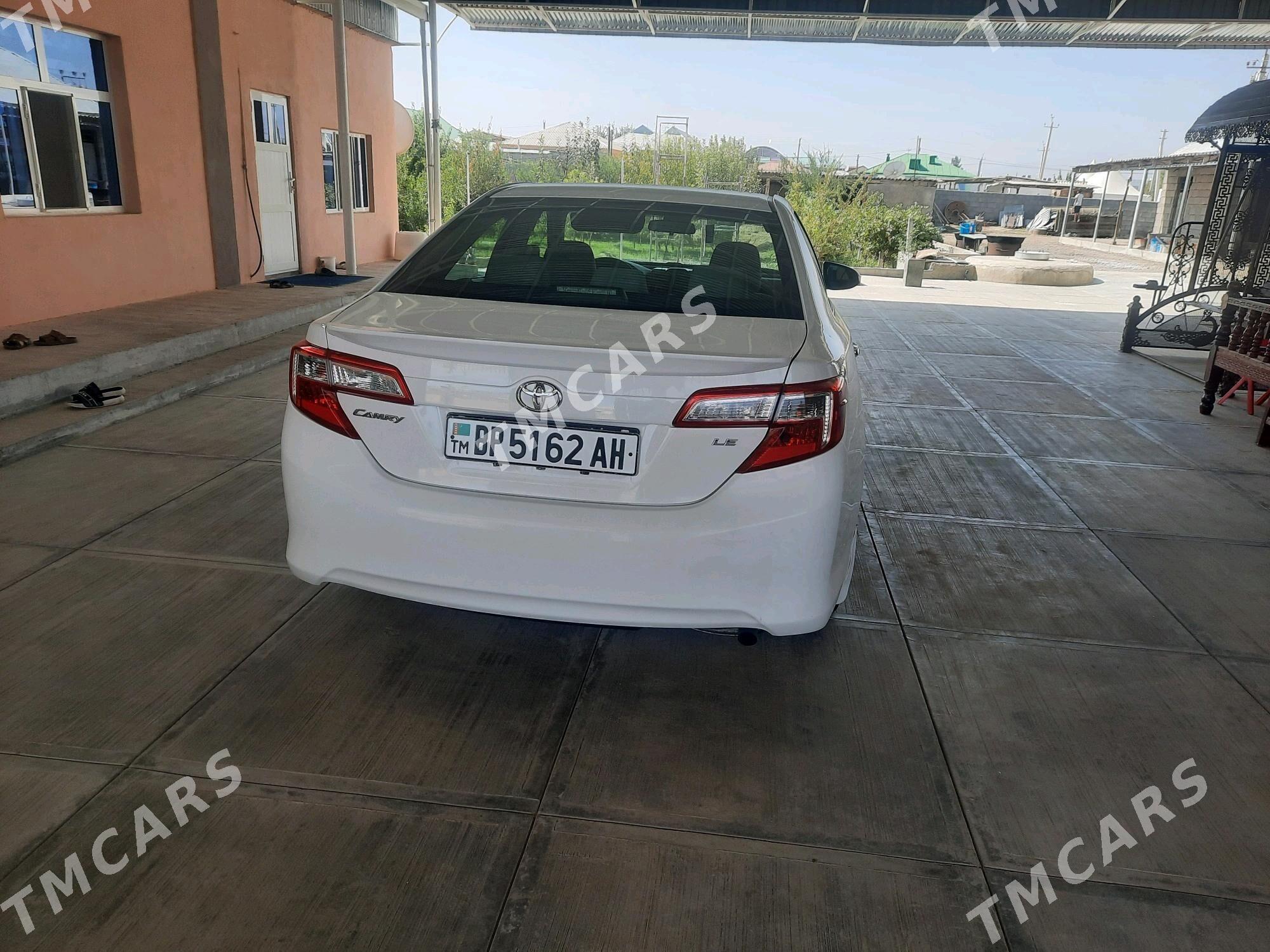 Toyota Camry 2012 - 235 000 TMT - Gökdepe - img 5