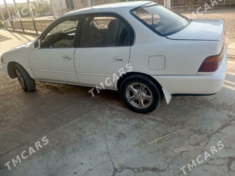 Toyota Corolla 1995 - 35 000 TMT - Сакар - img 2