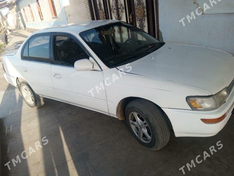 Toyota Corolla 1995 - 35 000 TMT - Сакар - img 3
