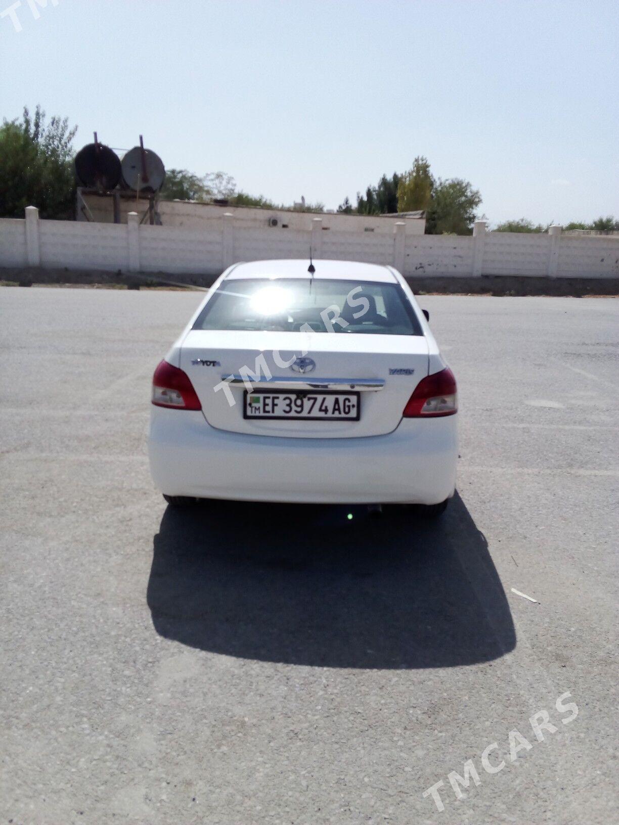 Toyota Yaris 2008 - 117 000 TMT - Parahat 2 - img 2
