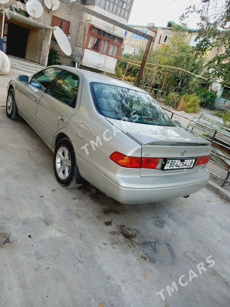 Toyota Camry 2000 - 125 000 TMT - Türkmenabat - img 4