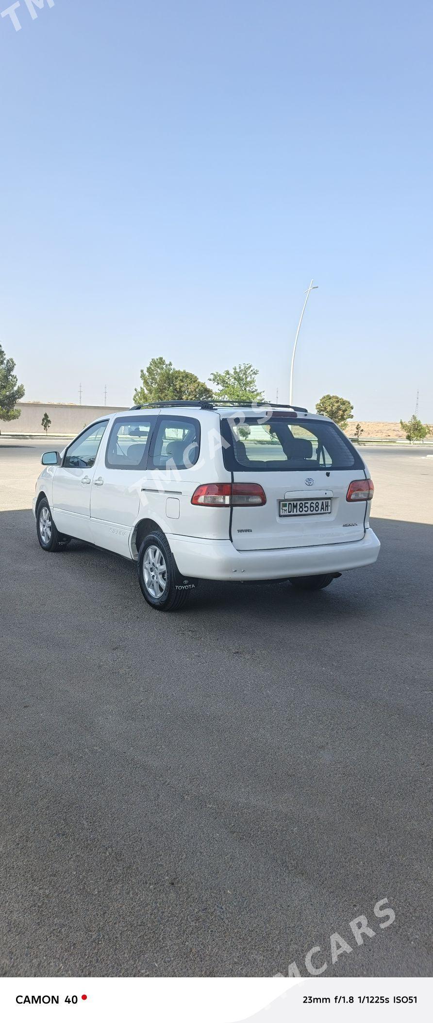 Toyota Sienna 2002 - 128 000 TMT - Aşgabat - img 3