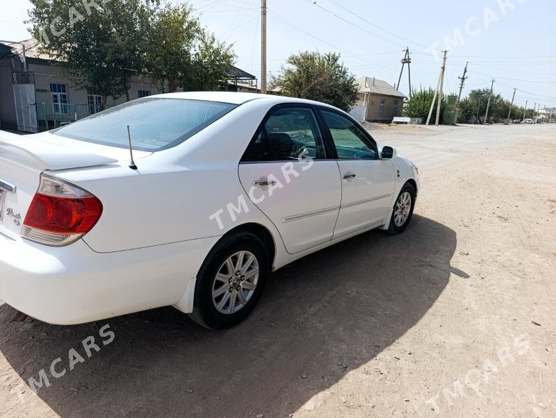 Toyota Camry 2002 - 150 000 TMT - Теджен - img 6