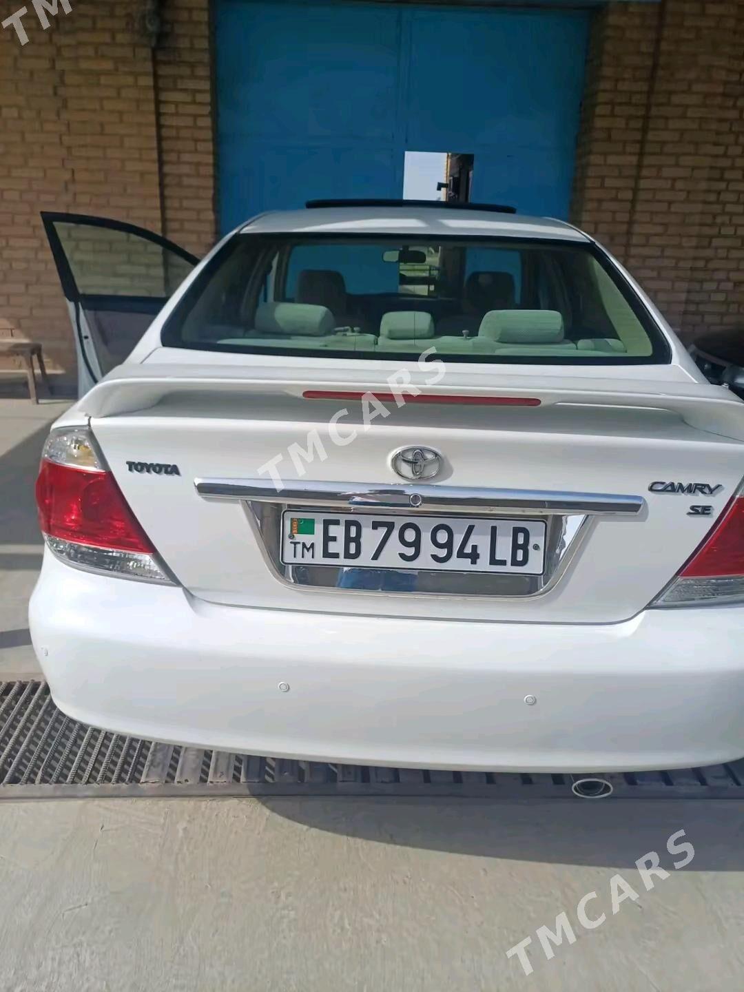 Toyota Camry 2004 - 165 000 TMT - Чарджоу - img 9