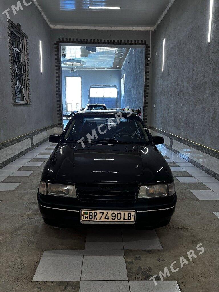 Opel Vectra 1992 - 26 000 TMT - Туркменабат - img 5
