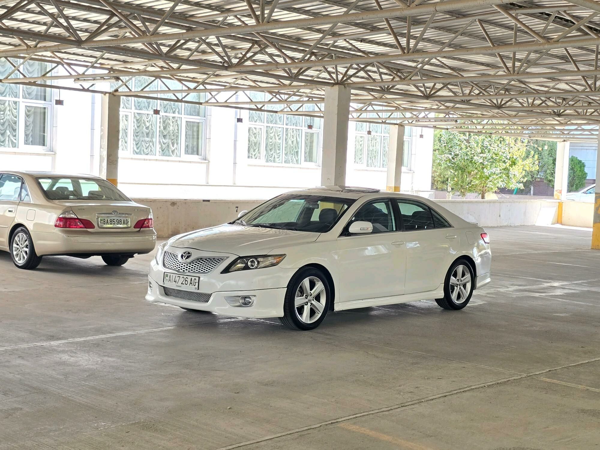 Toyota Camry 2010 - 163 000 TMT - Aşgabat - img 2