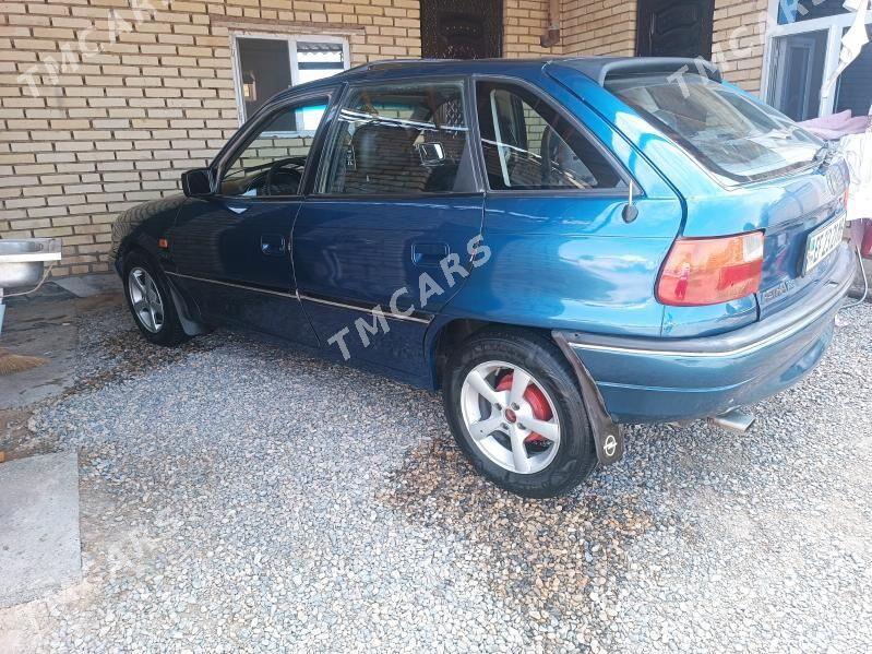 Opel Astra 1992 - 38 000 TMT - Мары - img 3