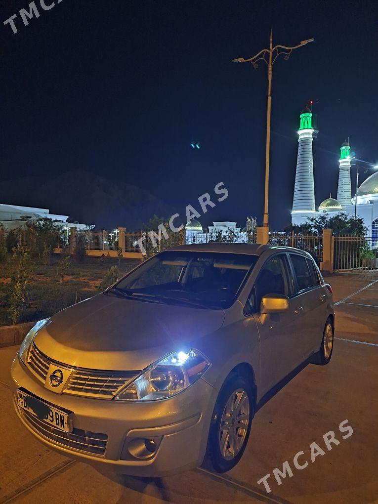 Nissan Versa 2010 - 110 000 TMT - Балканабат - img 4