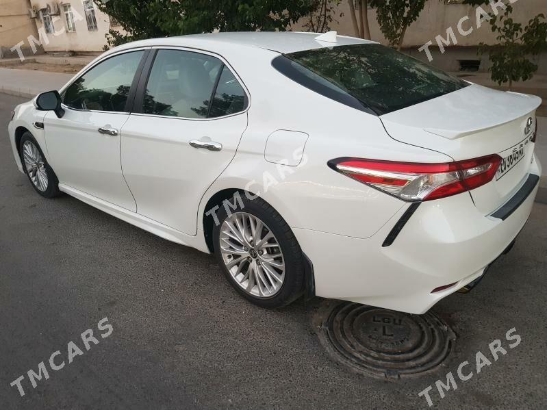 Toyota Camry 2020 - 270 000 TMT - Aşgabat - img 3