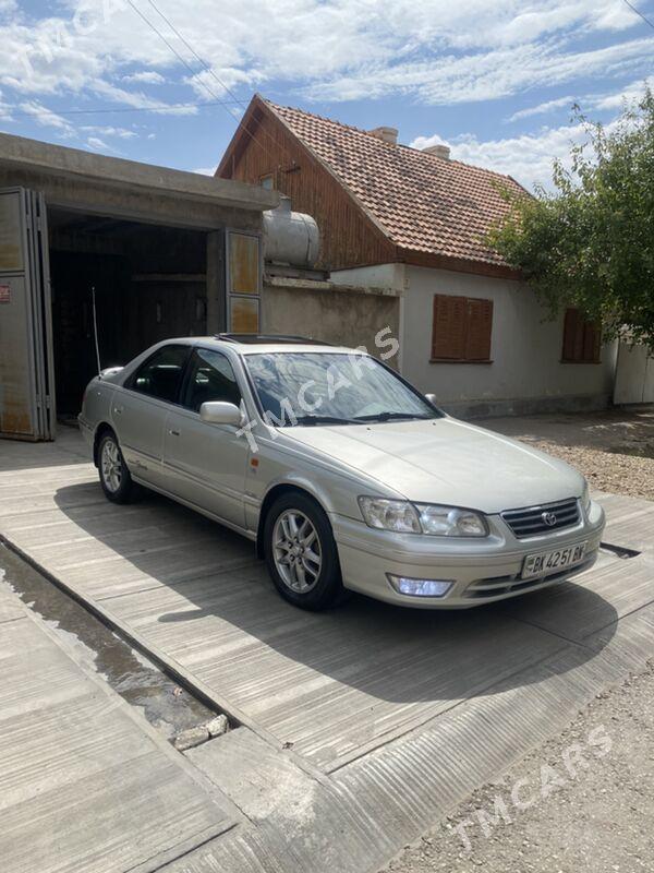 Toyota Camry 2001 - 190 000 TMT - Balkanabat - img 3