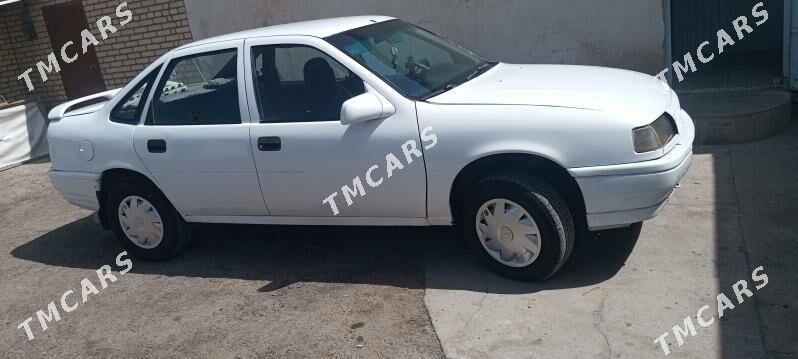 Opel Vectra 1990 - 29 000 TMT - Мары - img 6