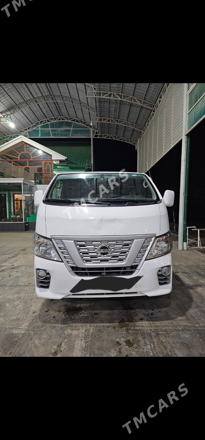 Nissan Urvan 2020 - 320 000 TMT - Wekilbazar - img 3