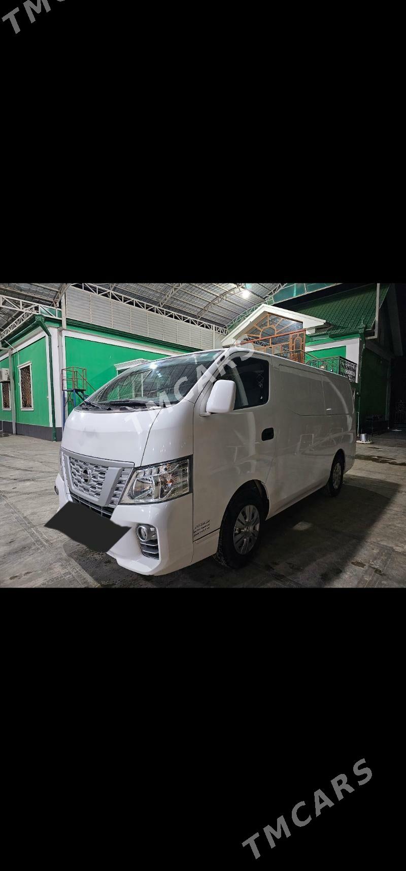 Nissan Urvan 2020 - 320 000 TMT - Wekilbazar - img 5