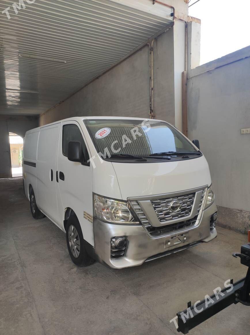 Nissan Urvan 2021 - 300 000 TMT - Aşgabat - img 3