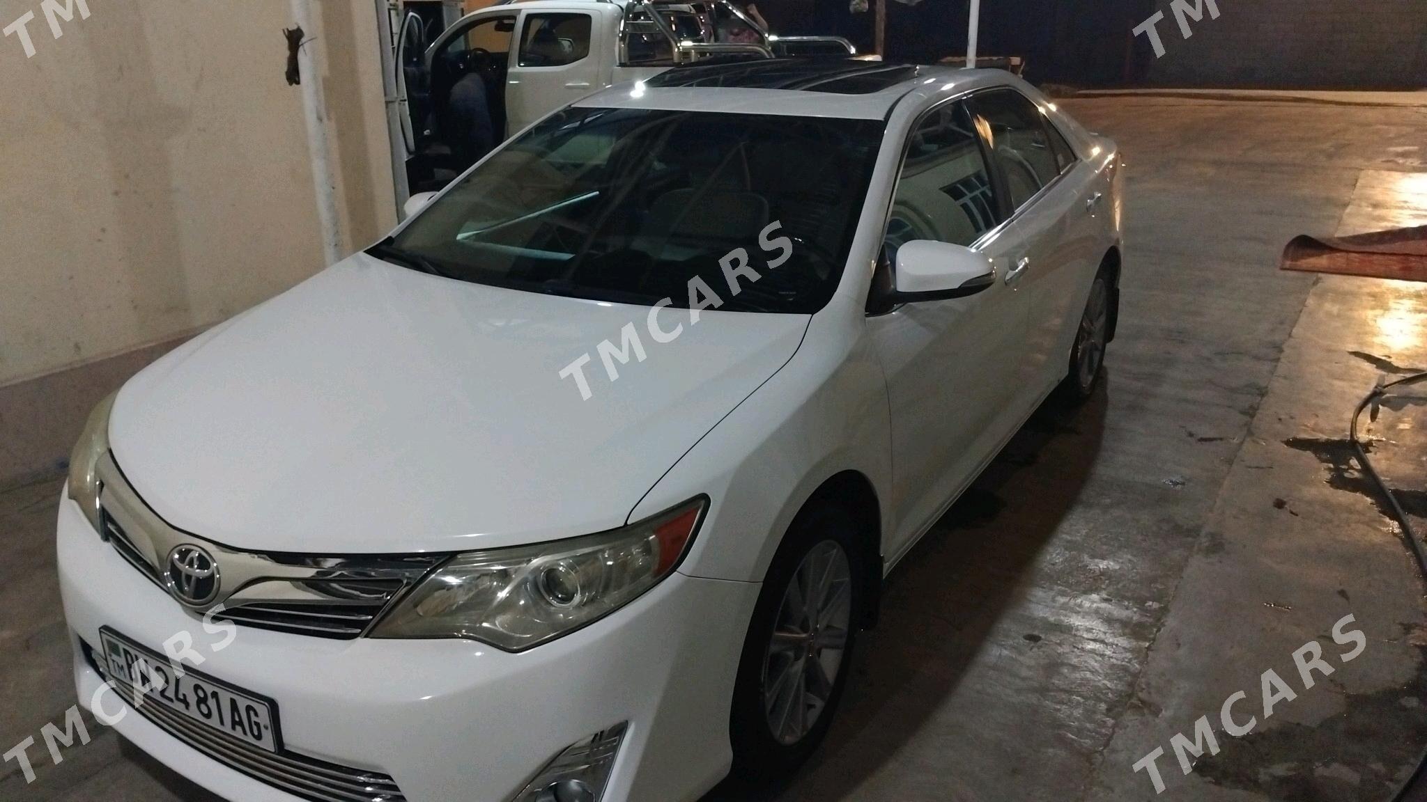 Toyota Camry 2012 - 245 000 TMT - Büzmeýin - img 6