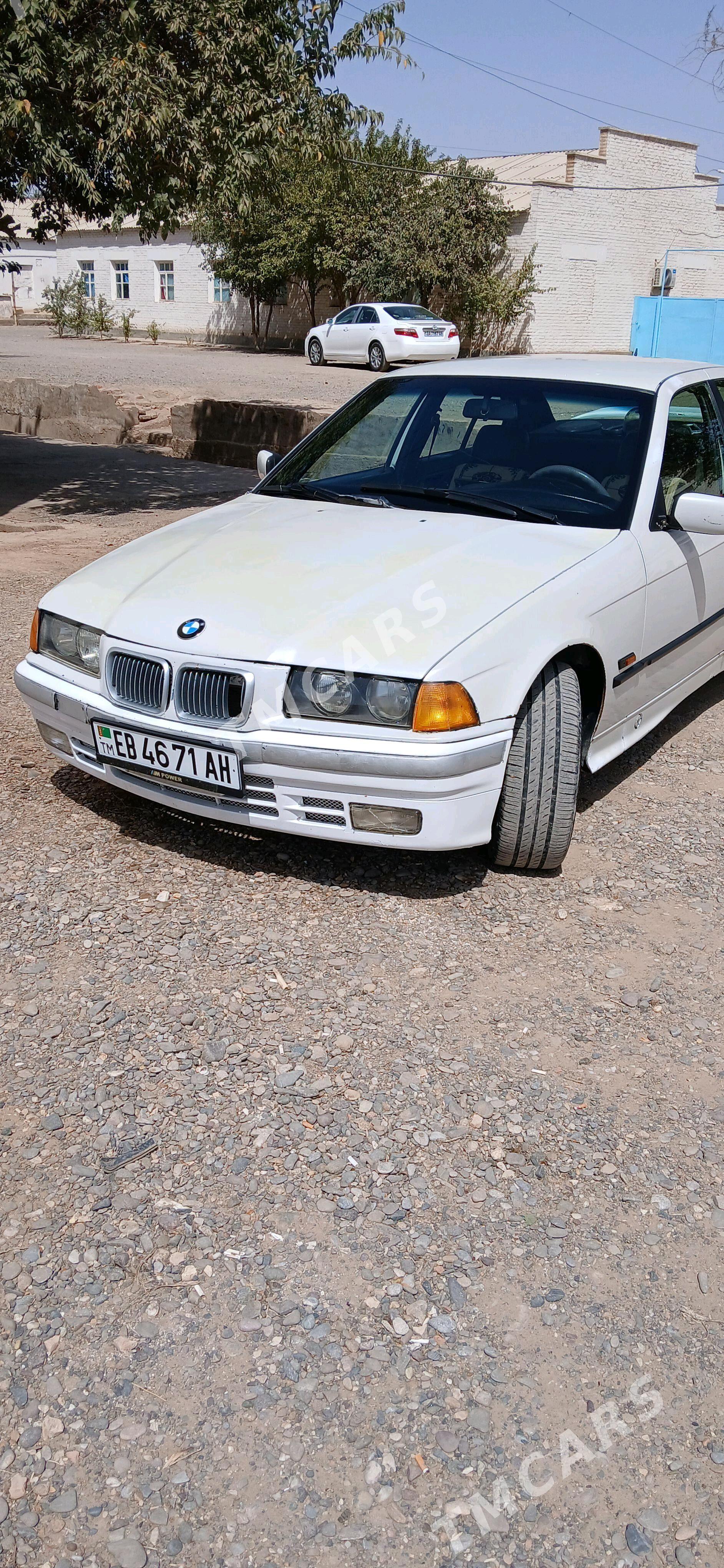 BMW 325 1993 - 45 000 TMT - Sarahs - img 9