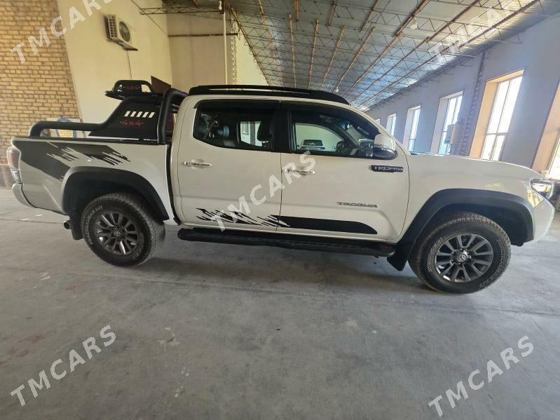 Toyota Tacoma 2022 - 510 000 TMT - Türkmenabat - img 5