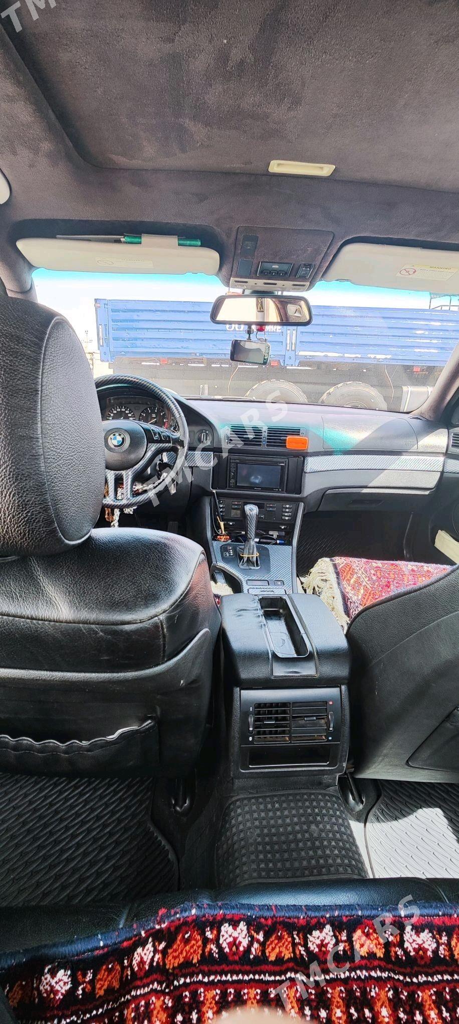 BMW E39 2003 - 126 000 TMT - Мургап - img 6