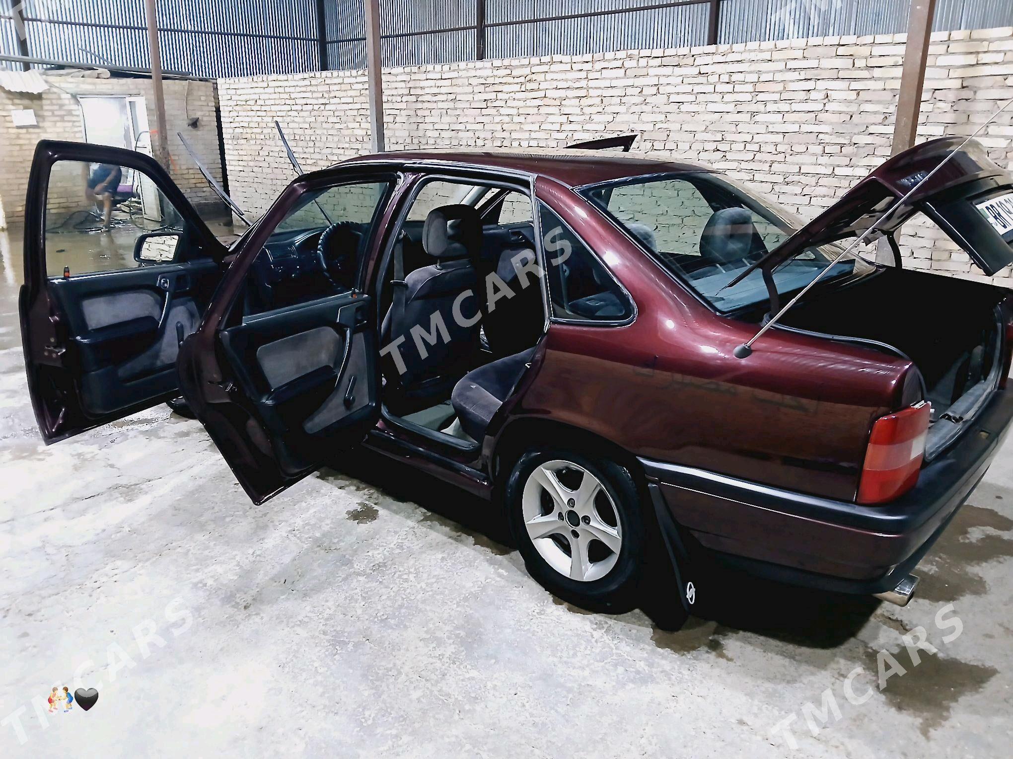 Opel Vectra 1991 - 46 000 TMT - Türkmenabat - img 1