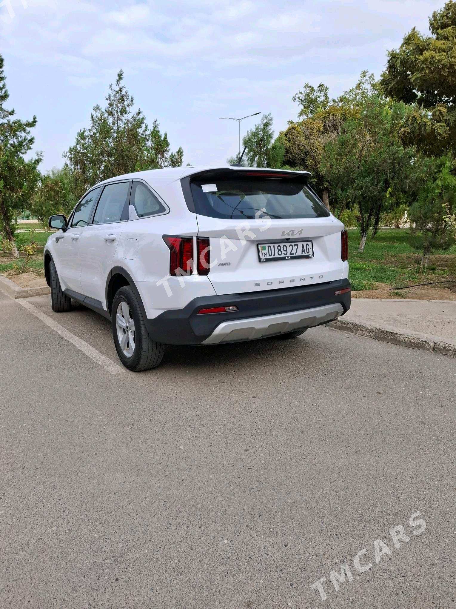Toyota Highlander 2022 - 345 000 TMT - Aşgabat - img 4