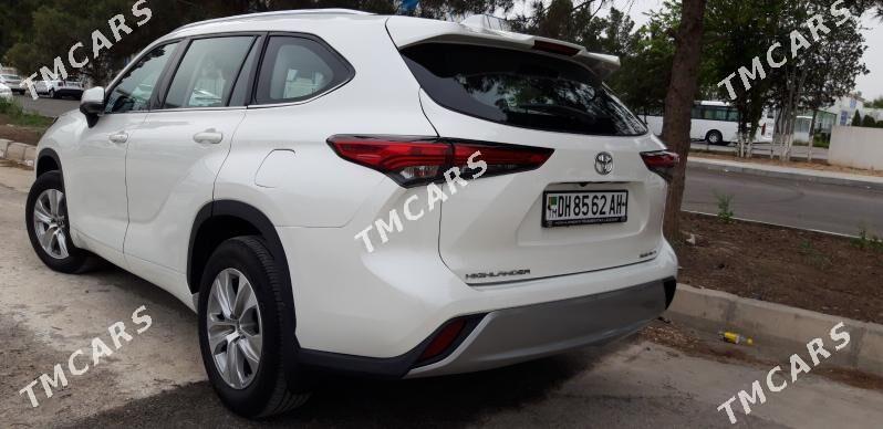 Toyota Highlander 2021 - 660 000 TMT - Гёкдепе - img 2