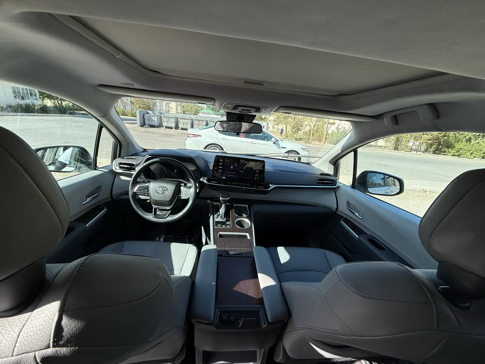 Toyota Sienna 2021 - 540 000 TMT - Ашхабад - img 4