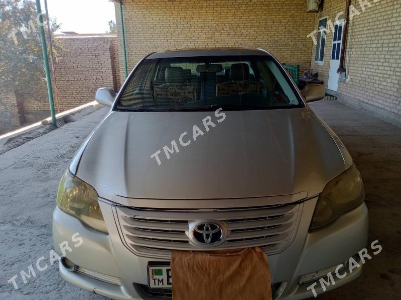 Toyota Avalon 2005 - 150 000 TMT - Фарап - img 8