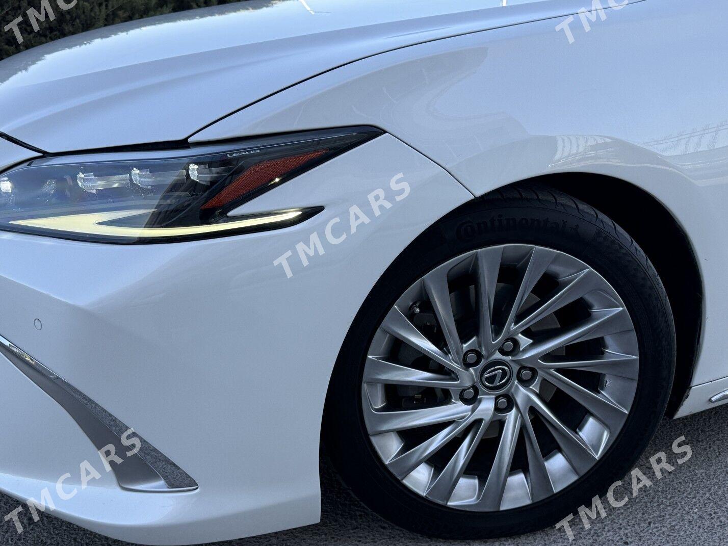 Lexus ES 350 2019 - 520 000 TMT - Гуртли - img 7