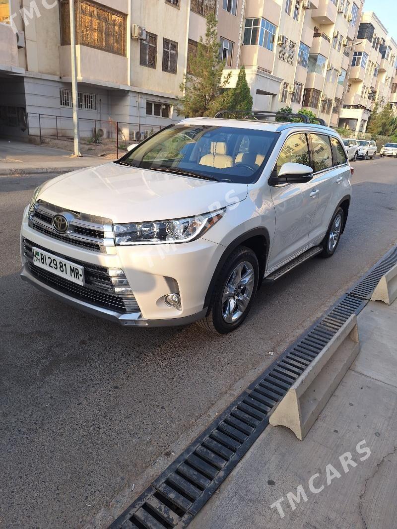 Toyota Highlander 2018 - 520 000 TMT - Мары - img 8
