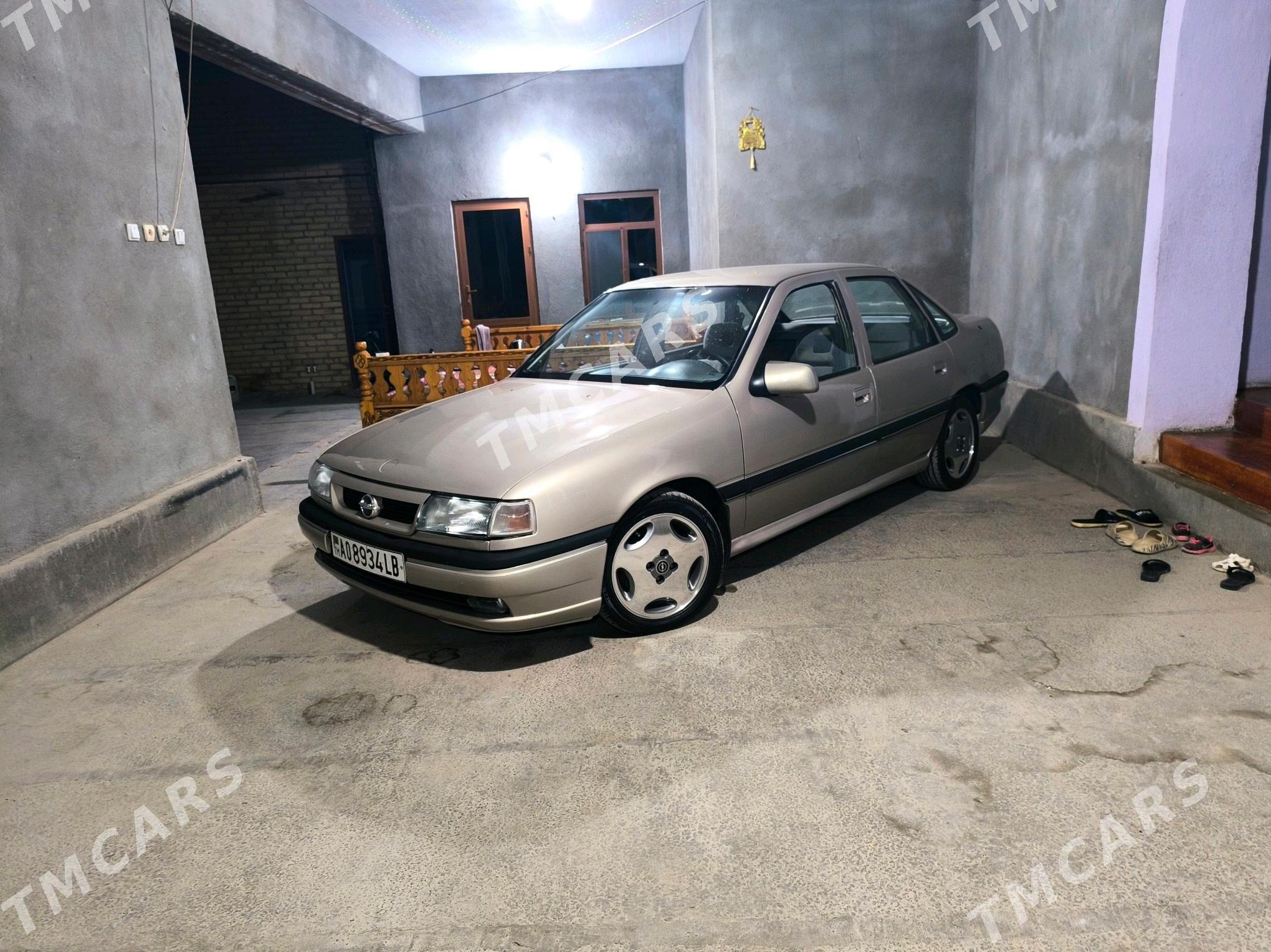 Opel Vectra 1995 - 46 000 TMT - Чарджоу - img 5