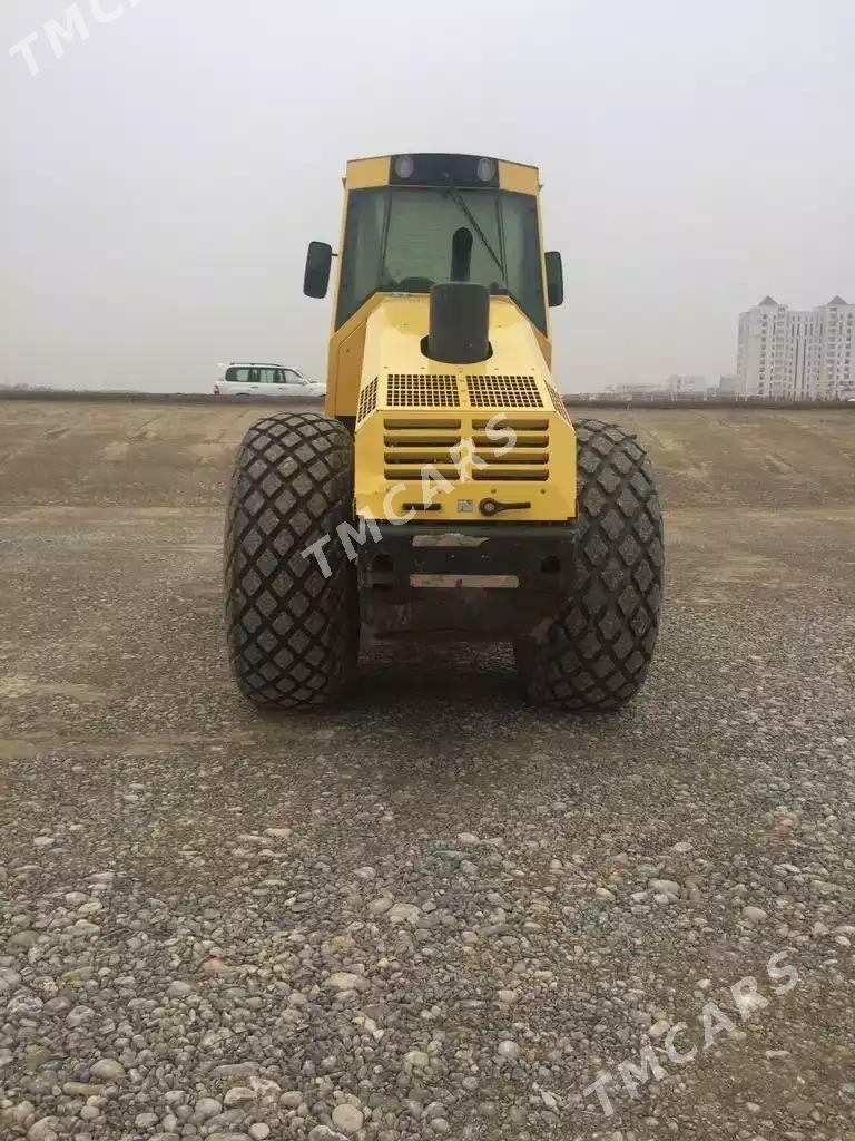 Bomag BW D-40 2014 - 620 000 TMT - Aşgabat - img 4