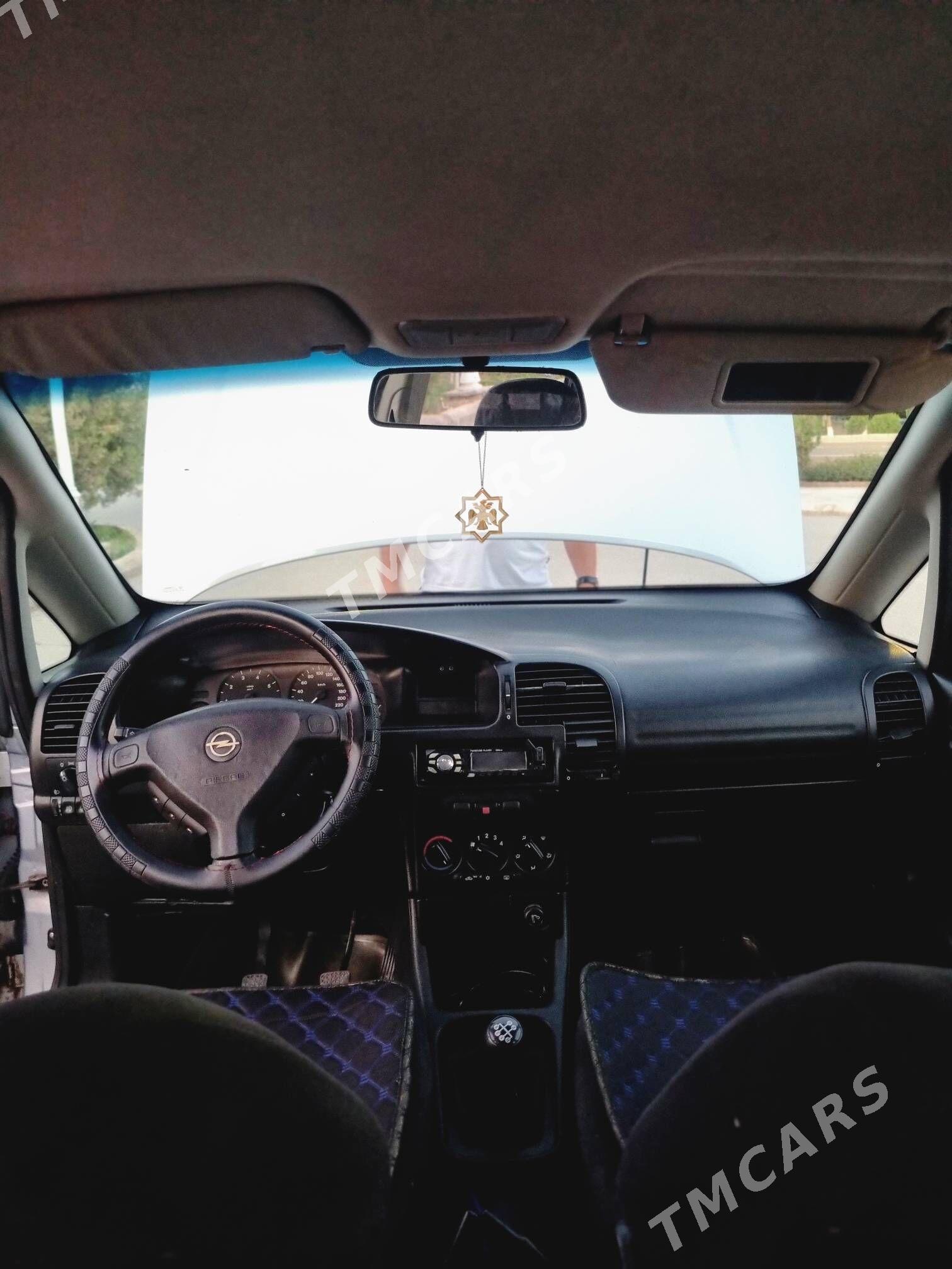 Opel Zafira 2001 - 94 000 TMT - Дашогуз - img 4
