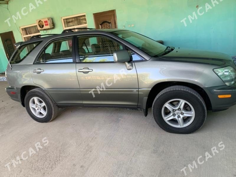 Lexus RX 300 2001 - 210 000 TMT - Дянев - img 10