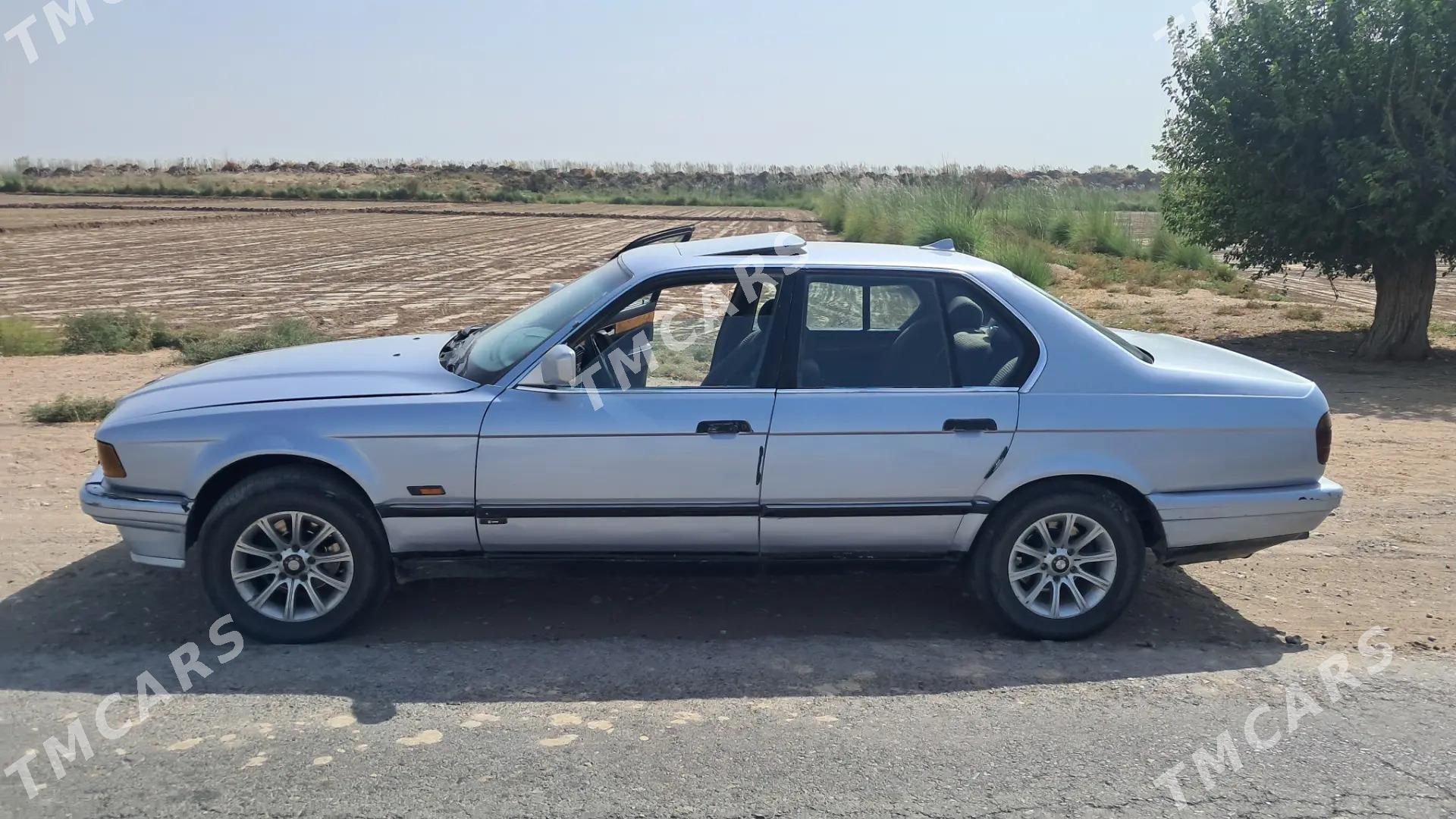 BMW 7 Series 1993 - 35 000 TMT - Керки - img 1