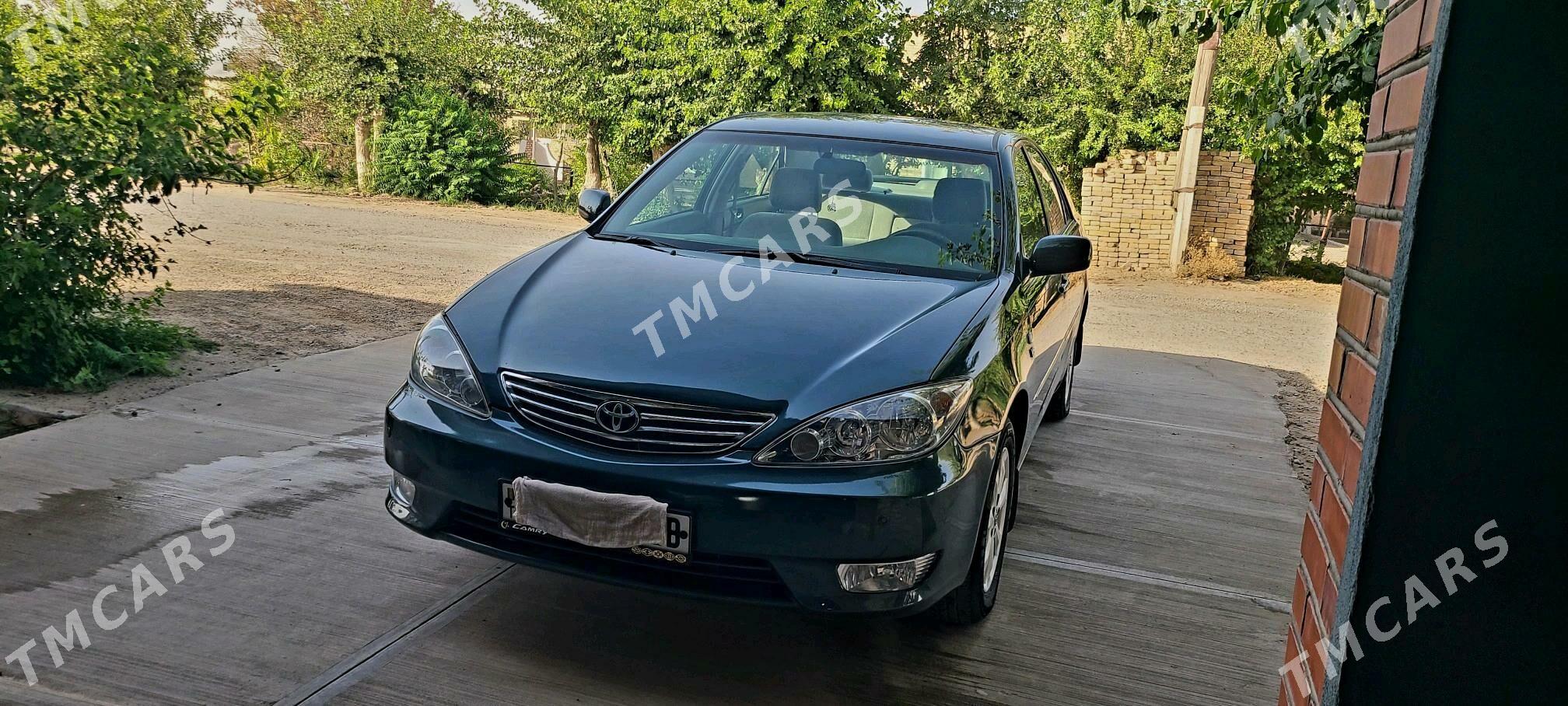 Toyota Camry 2002 - 175 000 TMT - Халач - img 5