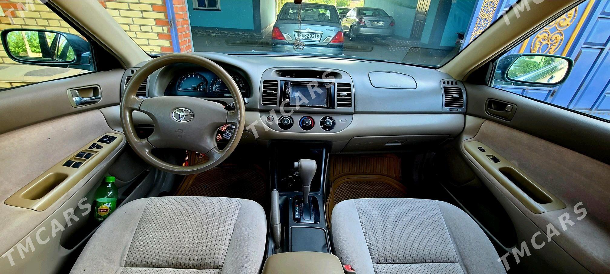 Toyota Camry 2002 - 175 000 TMT - Халач - img 6