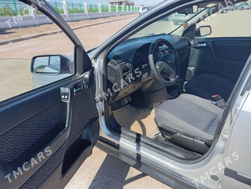 Opel Astra 2002 - 102 000 TMT - Дашогуз - img 1