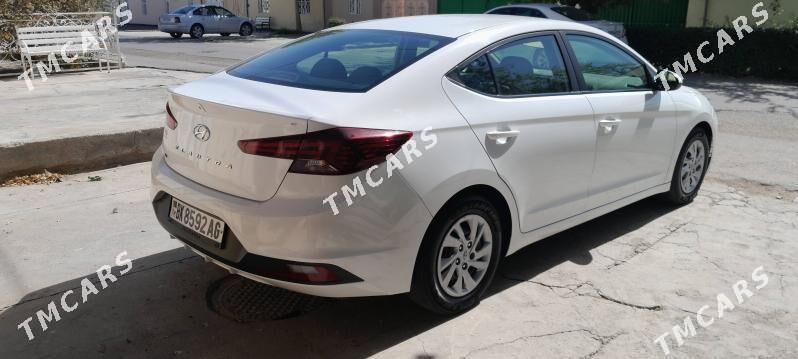 Hyundai Elantra 2019 - 223 000 TMT - Ашхабад - img 3
