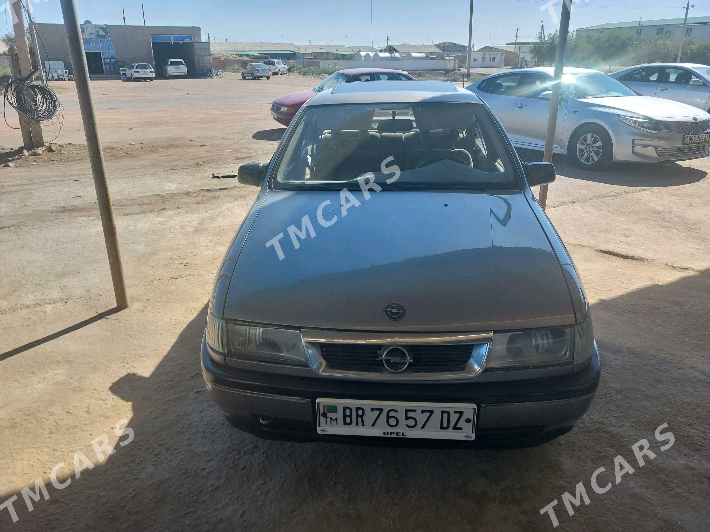 Opel Vectra 1992 - 39 000 TMT - Губадаг - img 4