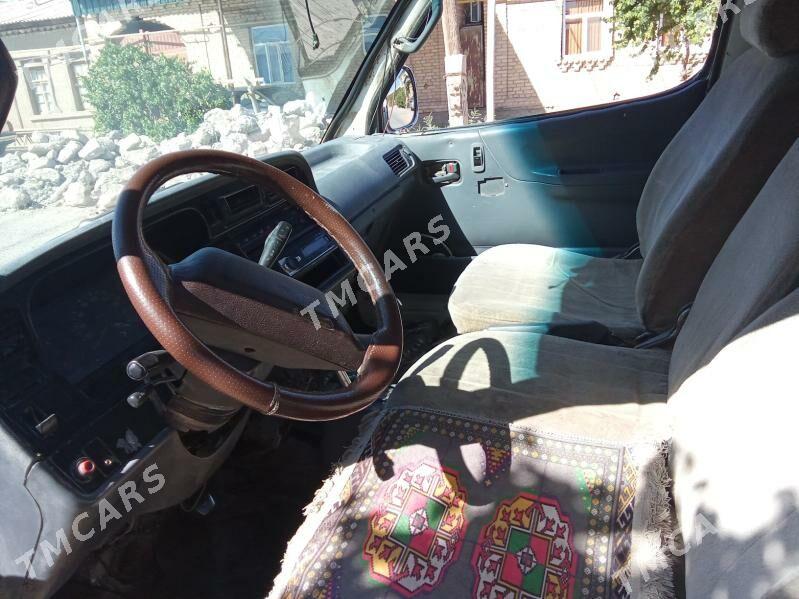 Toyota Hiace 1995 - 50 000 TMT - Dänew - img 3