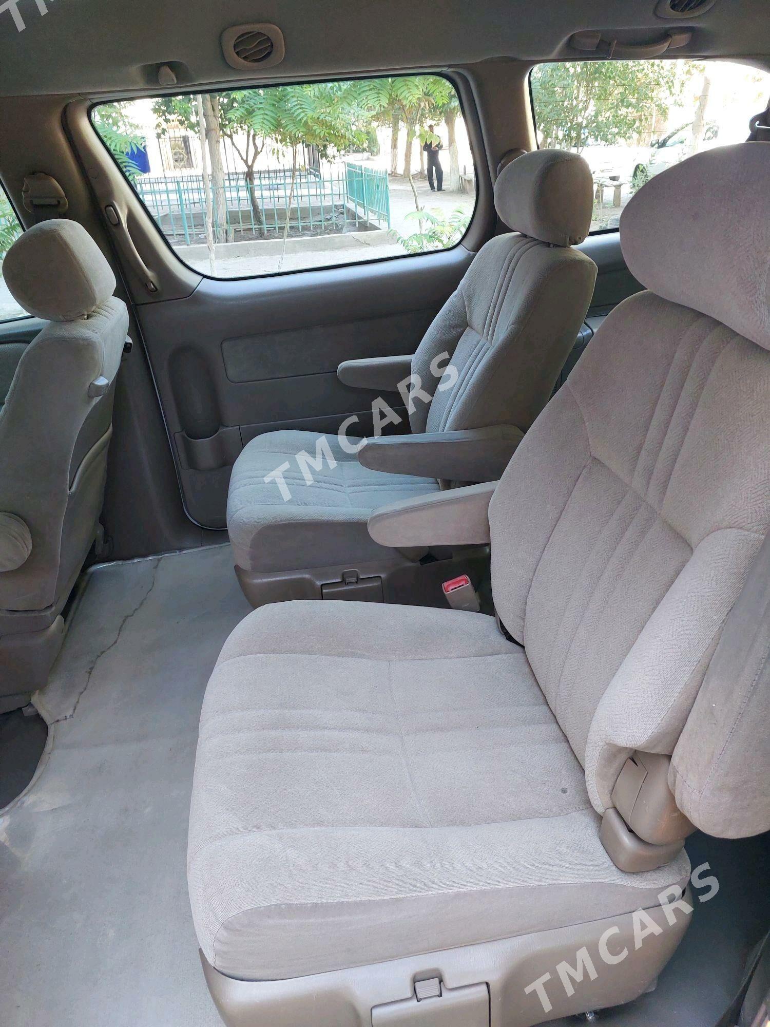 Toyota Sienna 2002 - 175 000 TMT - Daşoguz - img 3