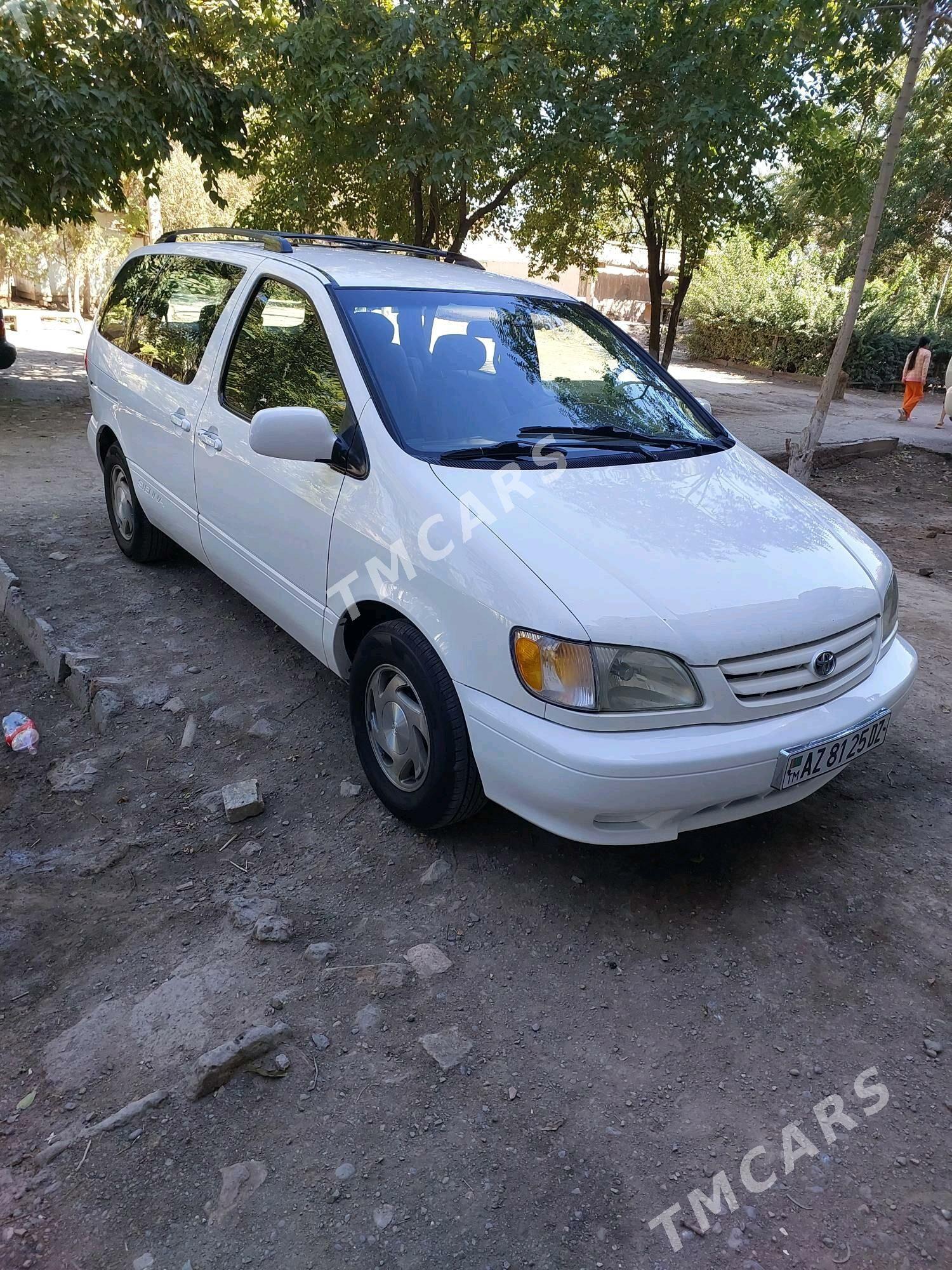 Toyota Sienna 2002 - 175 000 TMT - Daşoguz - img 6