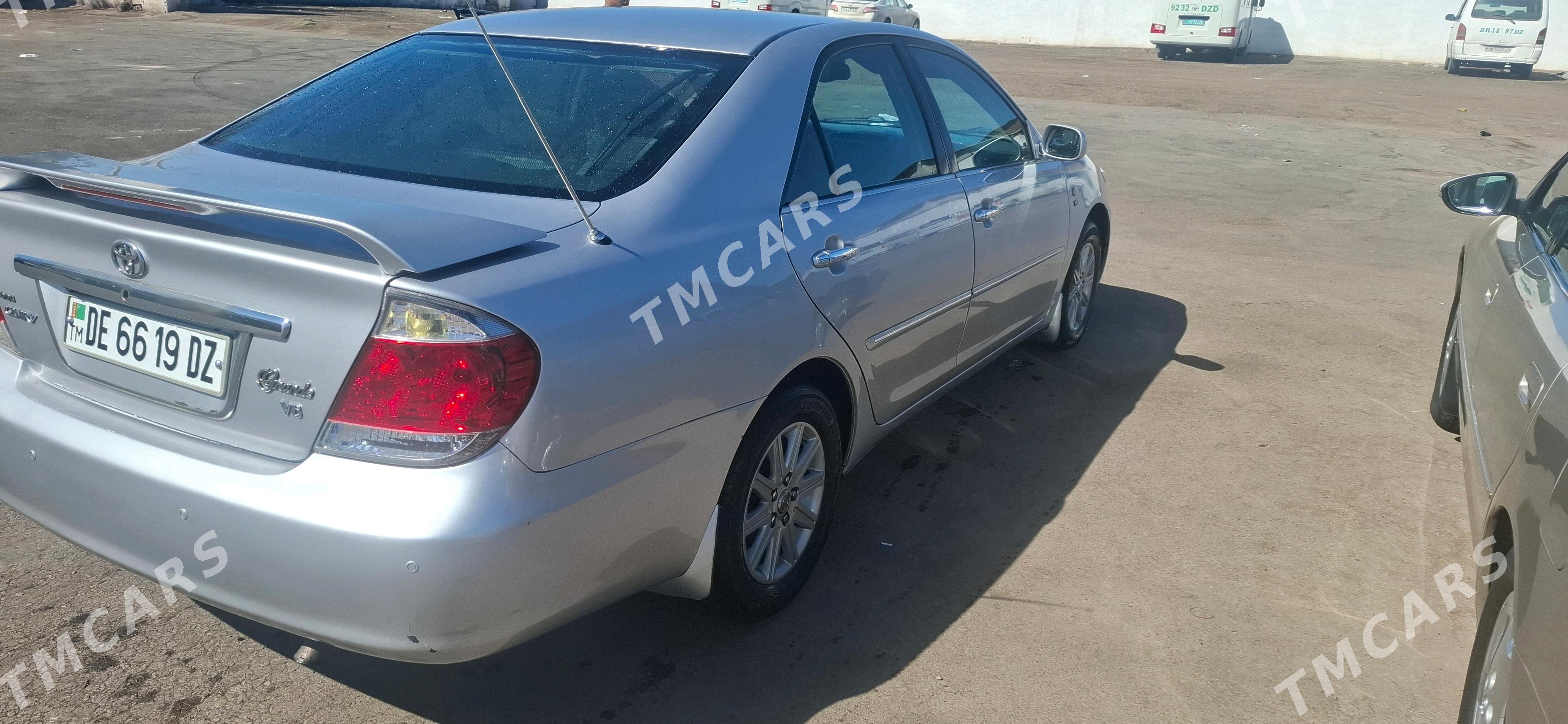 Toyota Camry 2005 - 165 000 TMT - Дашогуз - img 2