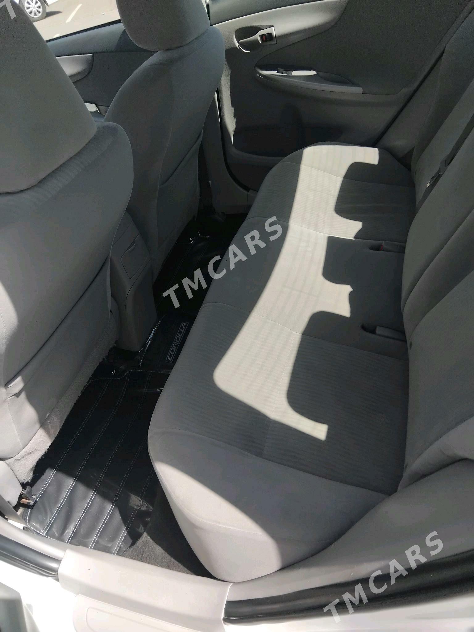 Toyota Corolla 2010 - 152 000 TMT - Ашхабад - img 9