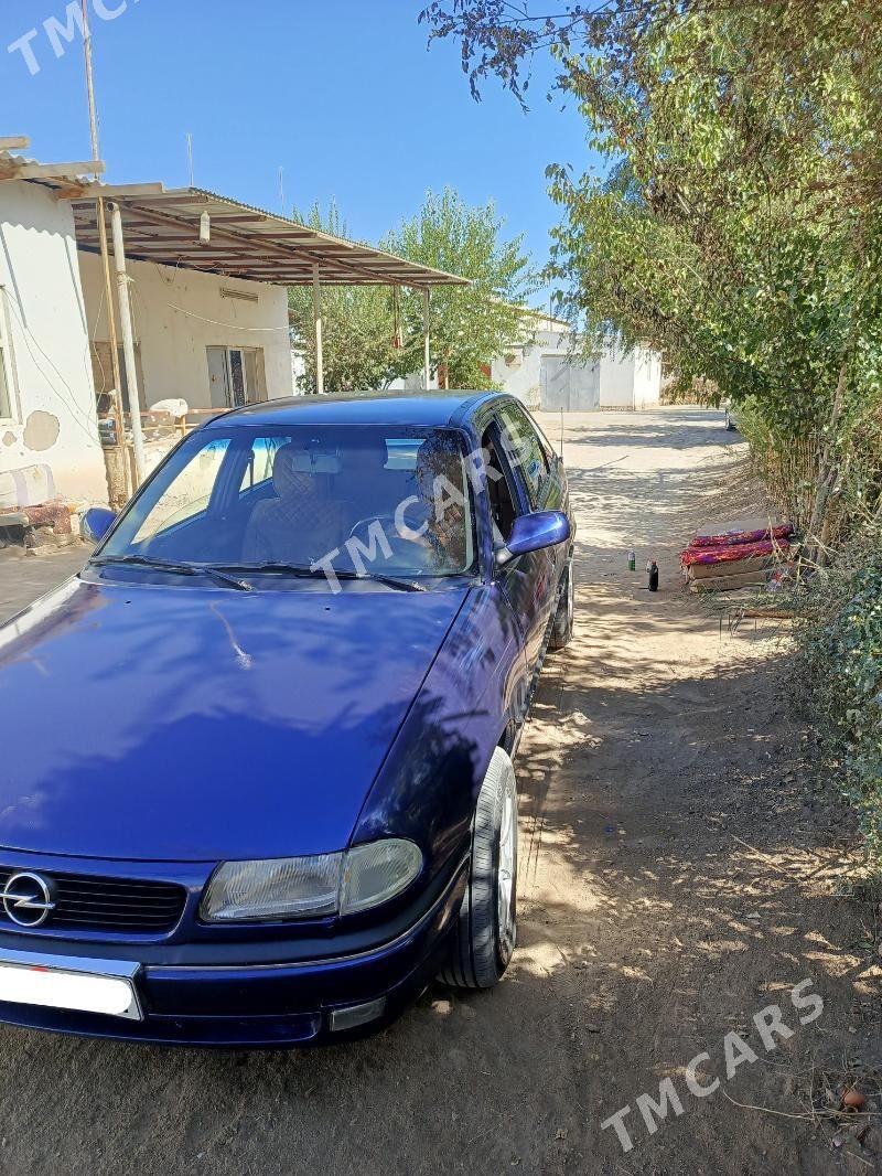 Opel Astra 1995 - 44 000 TMT - Шабатский этрап - img 5