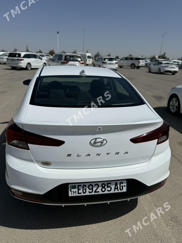 Hyundai Elantra 2020 - 255 000 TMT - Гарадамак - img 4