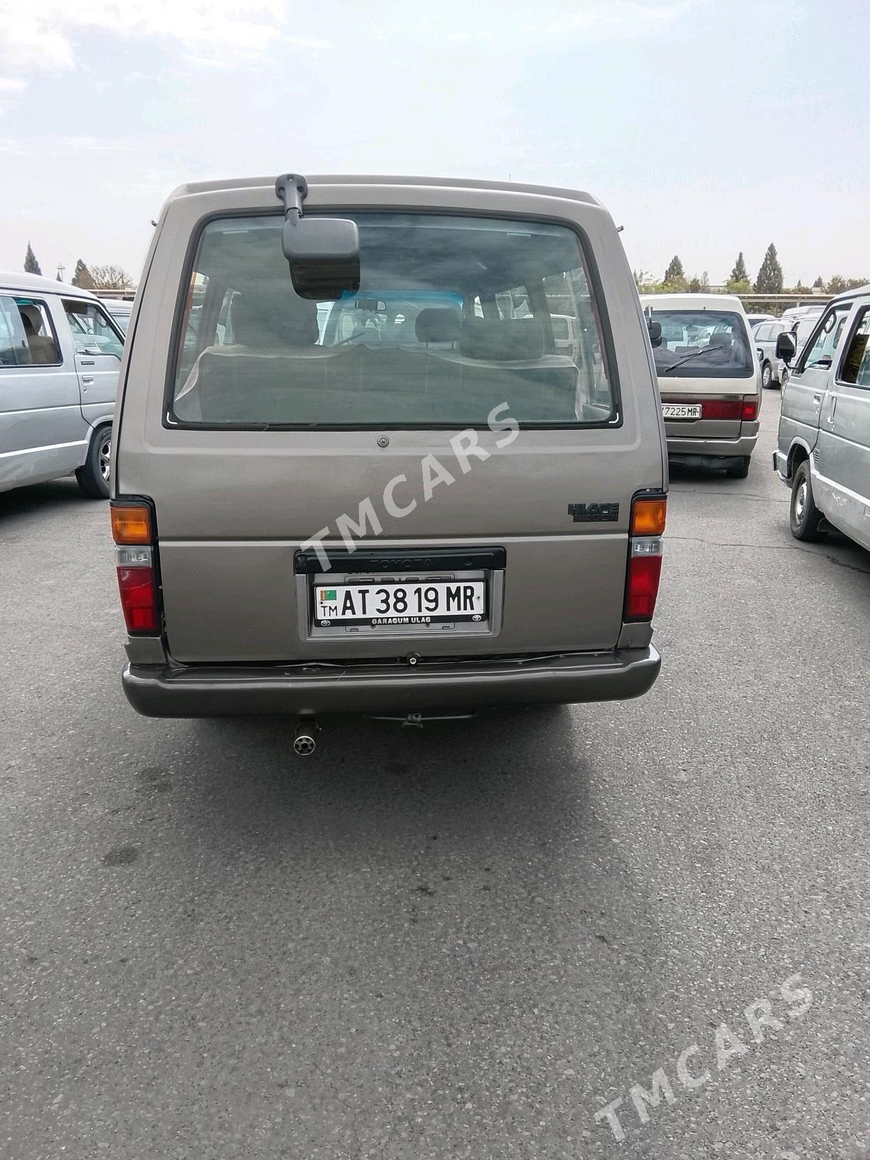 Toyota Hiace 1989 - 39 000 TMT - Сакарчага - img 4