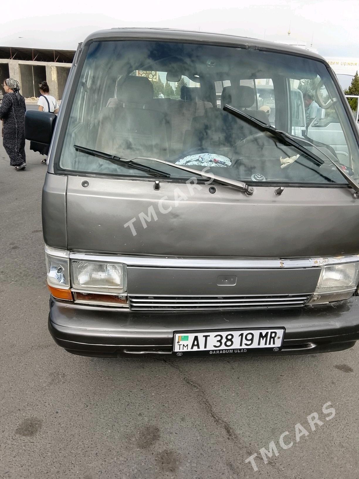 Toyota Hiace 1989 - 39 000 TMT - Сакарчага - img 2